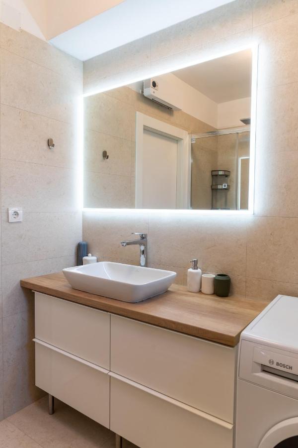 Pepper Penthouse - Luxurious Duplex Apartment, 50M From The Bacvice Sand Beach Split Kültér fotó