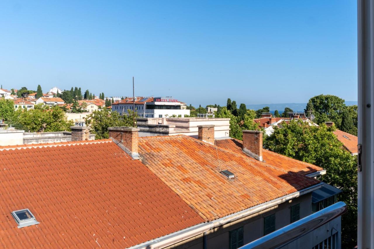 Pepper Penthouse - Luxurious Duplex Apartment, 50M From The Bacvice Sand Beach Split Kültér fotó